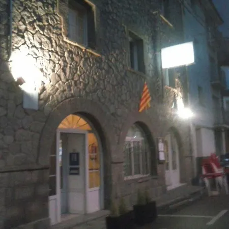 Porta De Núria Pensión 2*